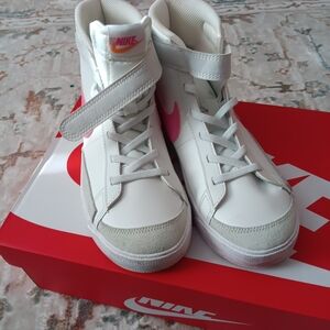 Nike Kids High-Top Sneakers - White and Pink